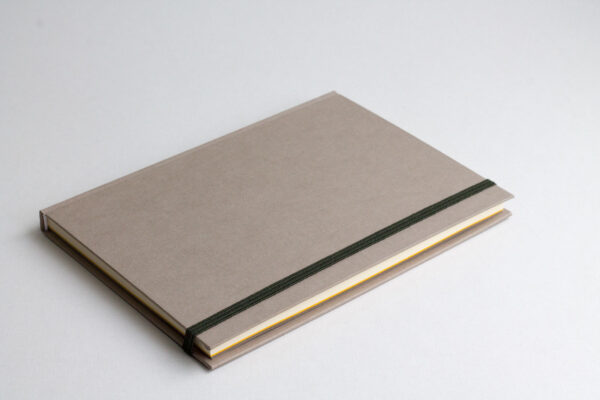 Книжный переплет, твердая обложка, картон (индивидуальный макет страниц)